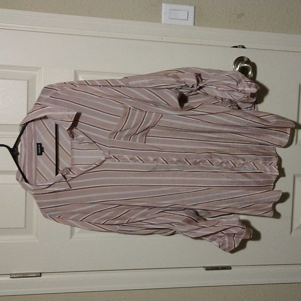 Torrid Button Down Top - image 2